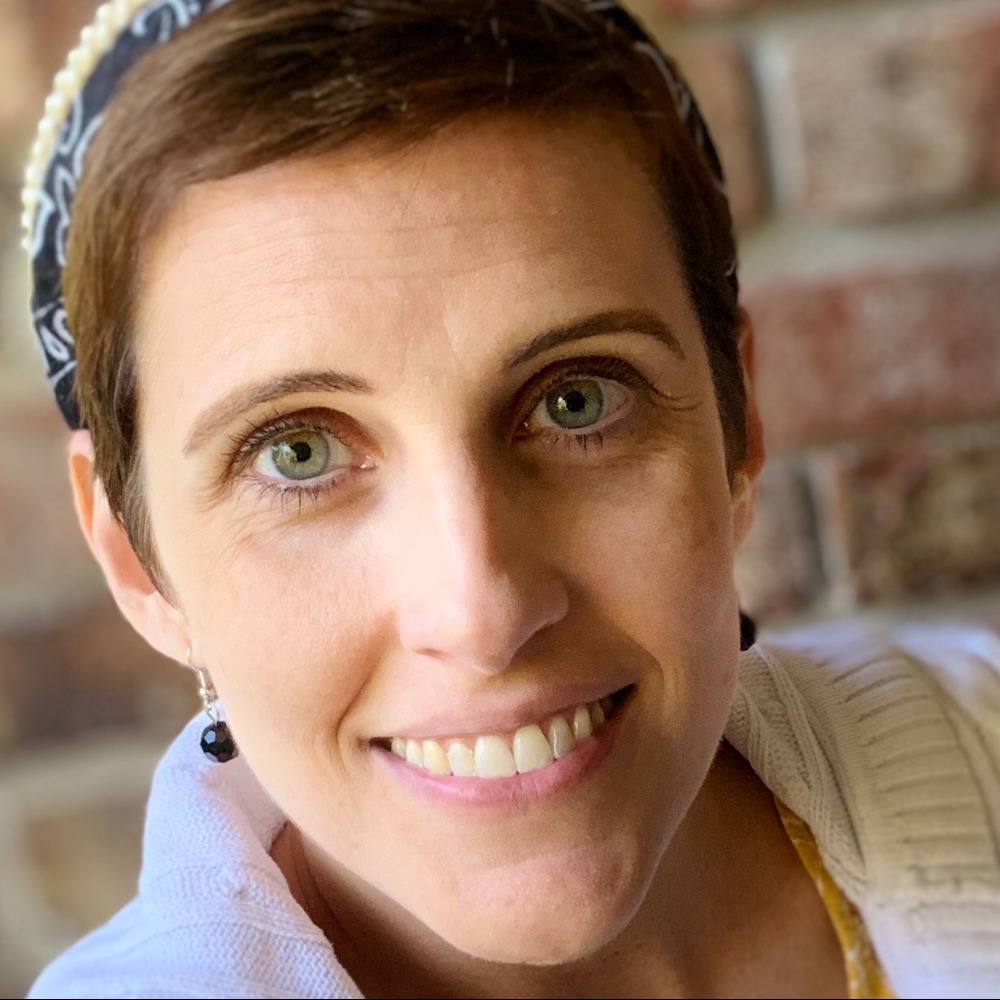 Meet your Posher, Laura